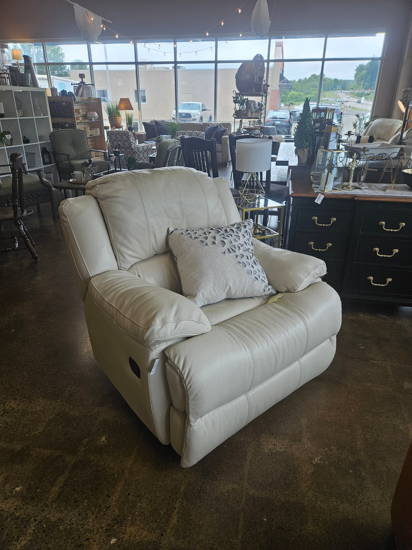 Cream Bonded Leather Recliner