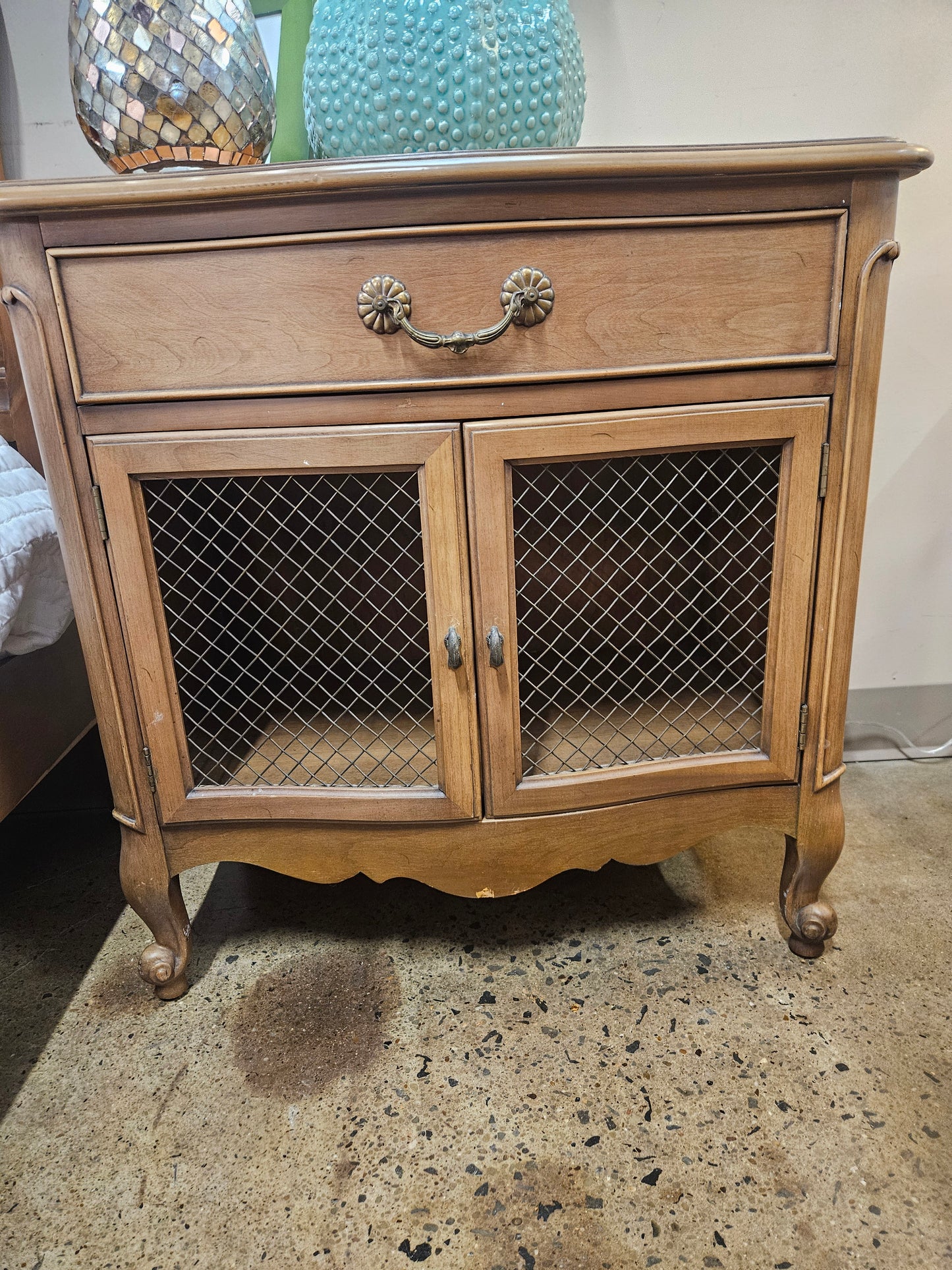 Warm Wood Full Bedroom Set