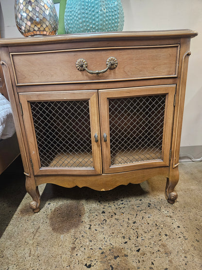 Warm Wood Full Bedroom Set