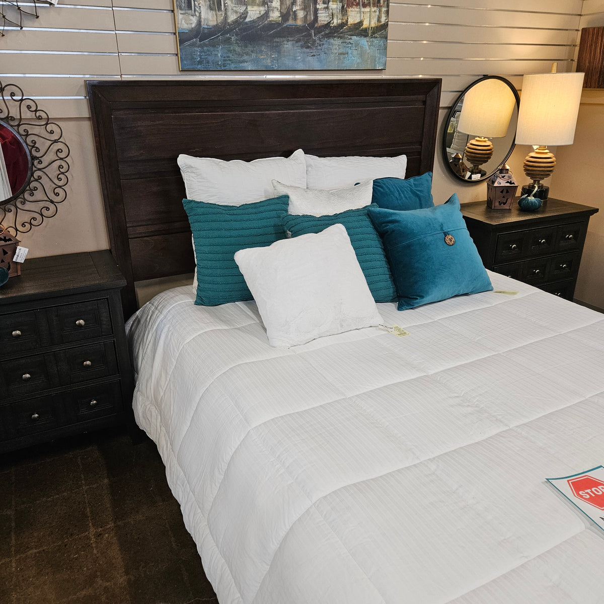 Legacy Furniture queen bed and dresser set