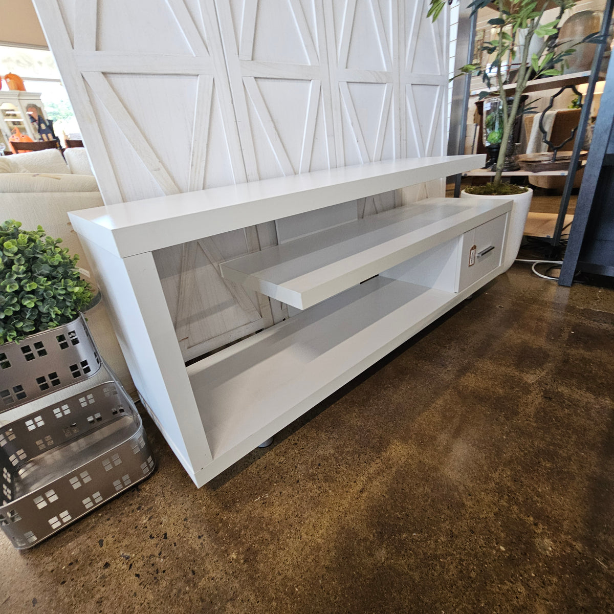 White modern entertainment stand