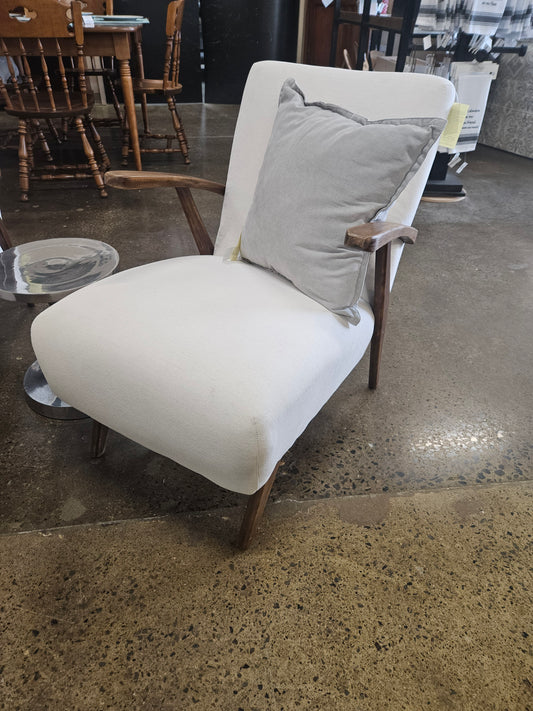 Casual Cream Side Chair