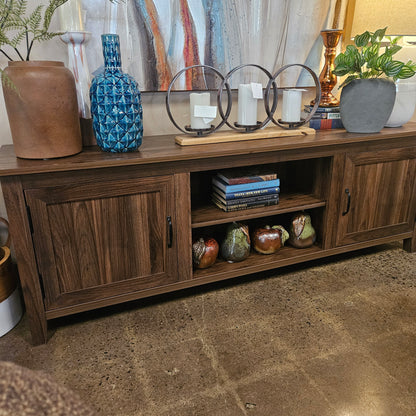 Entertainment/Media Stand