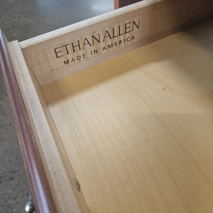 Ethan Allen end table with drawer
