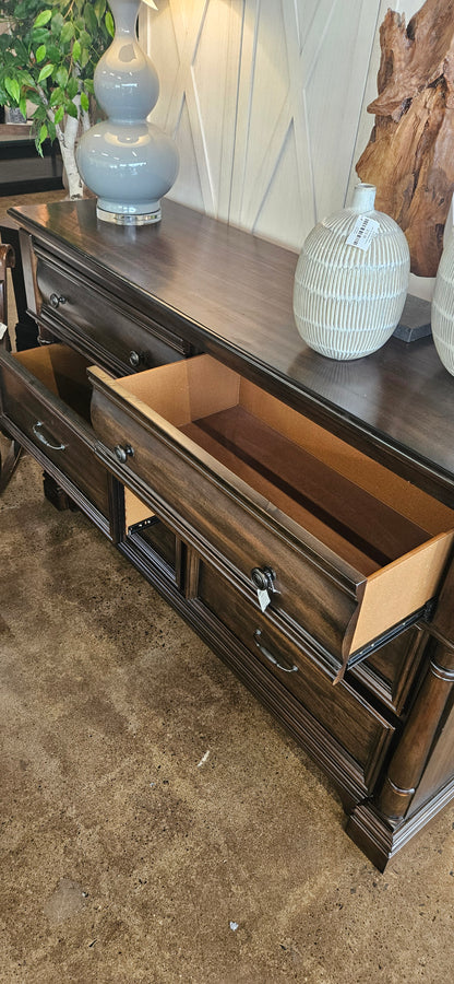 Dark wood dresser/sideboard