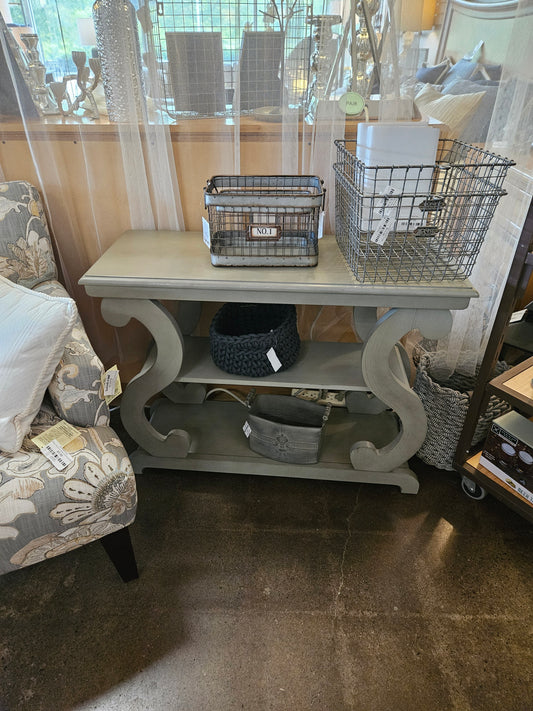 Gray Script Table