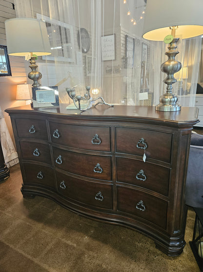 9 drawer dresser