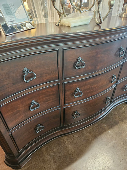 9 drawer dresser