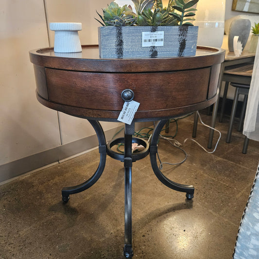 Round side table with metal legs