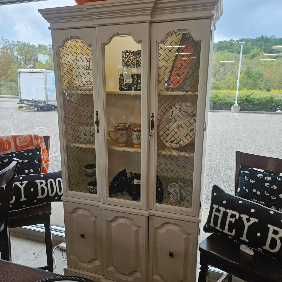 White Hutch with Glass Shelves