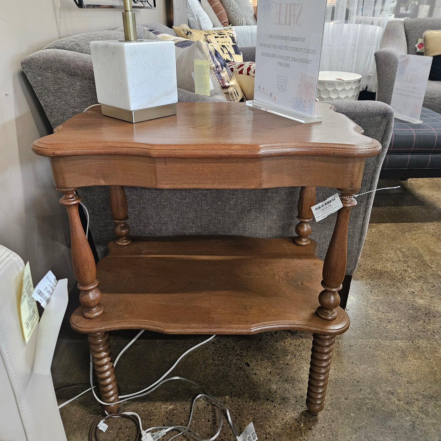 End table with spindle legs and lift top