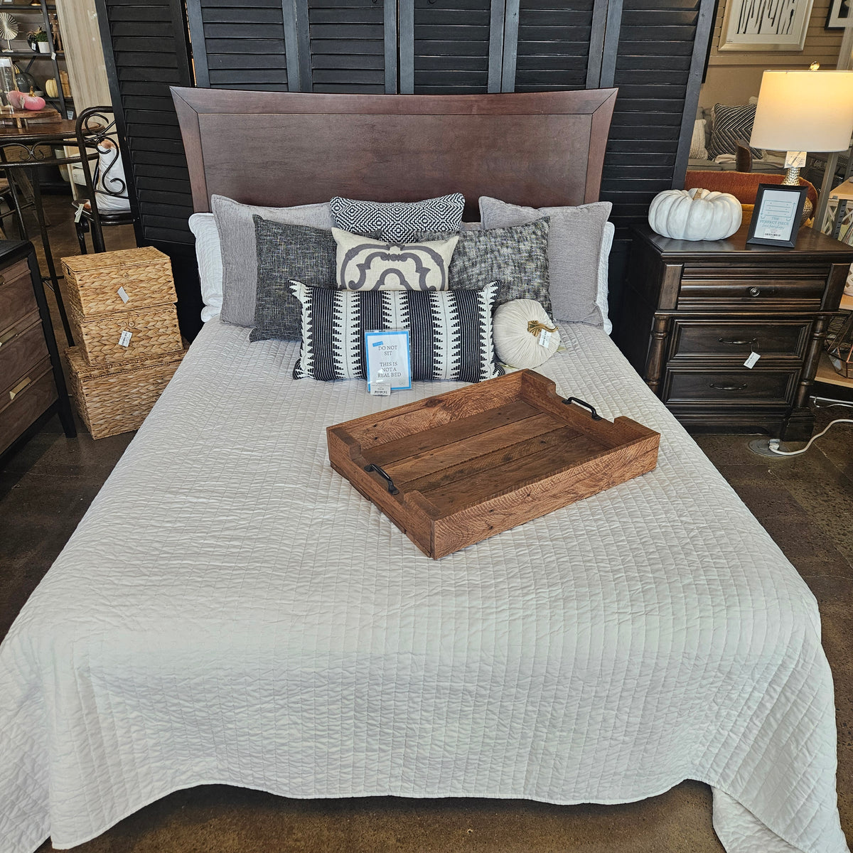 Wooden queen bed with flared side headboard