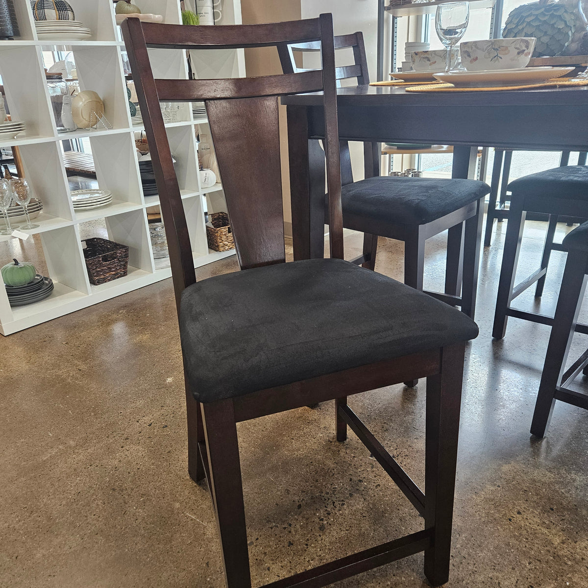 Wooden hightop table with 4 chairs