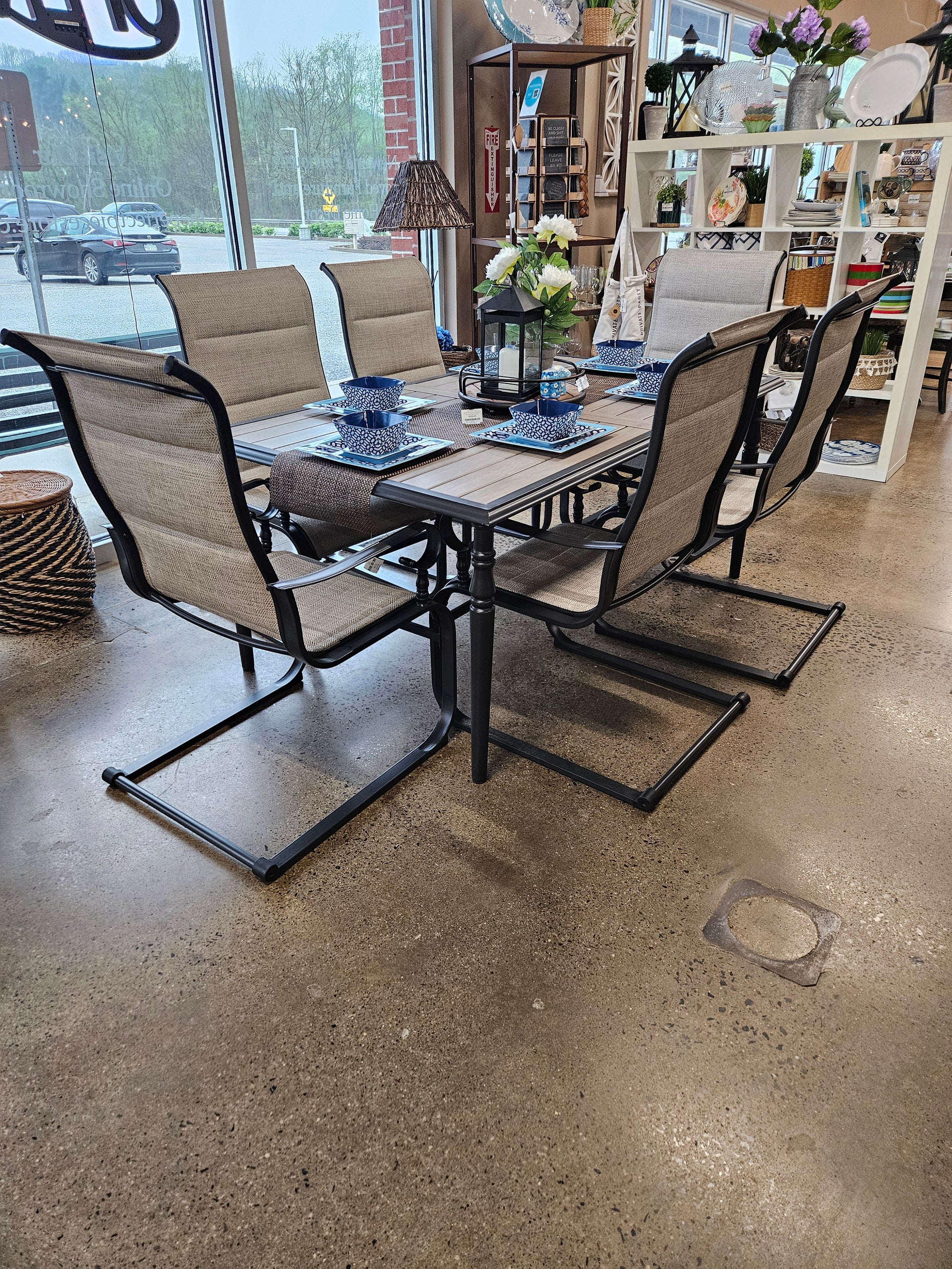 Hampton Bay Outdoor Patio Table Set