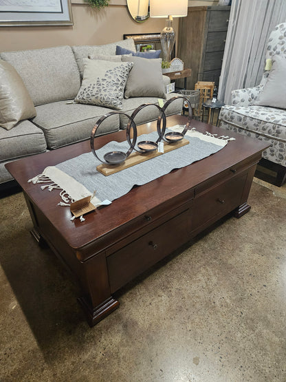 Lane Coffee table with 4 drawers