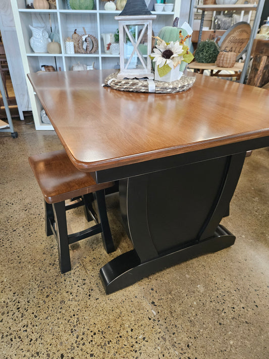 Weaver Woodcraft Kitchen Table w/ 2 Stools