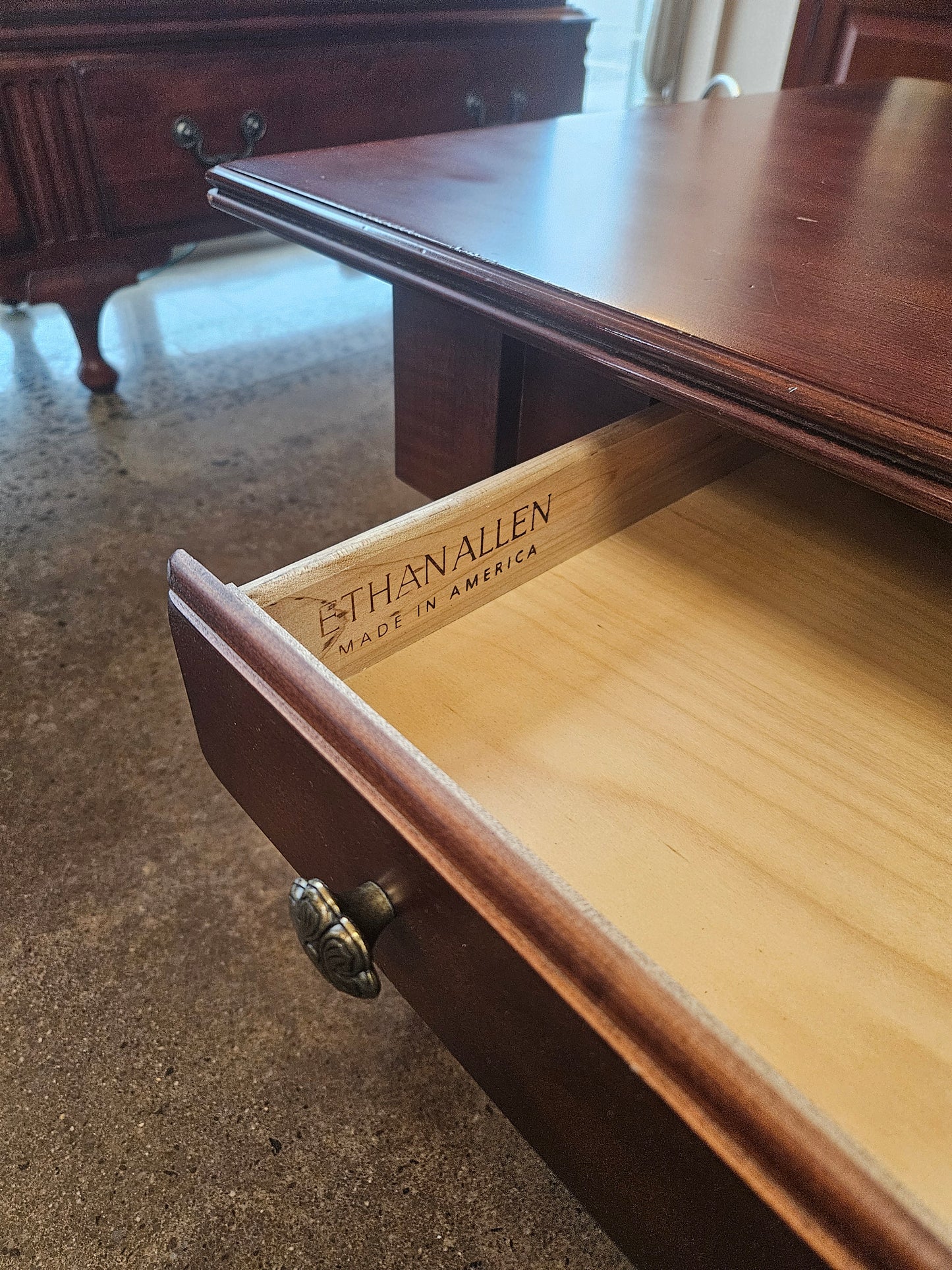 Ethan Allen dark wood coffee table w/ drawer