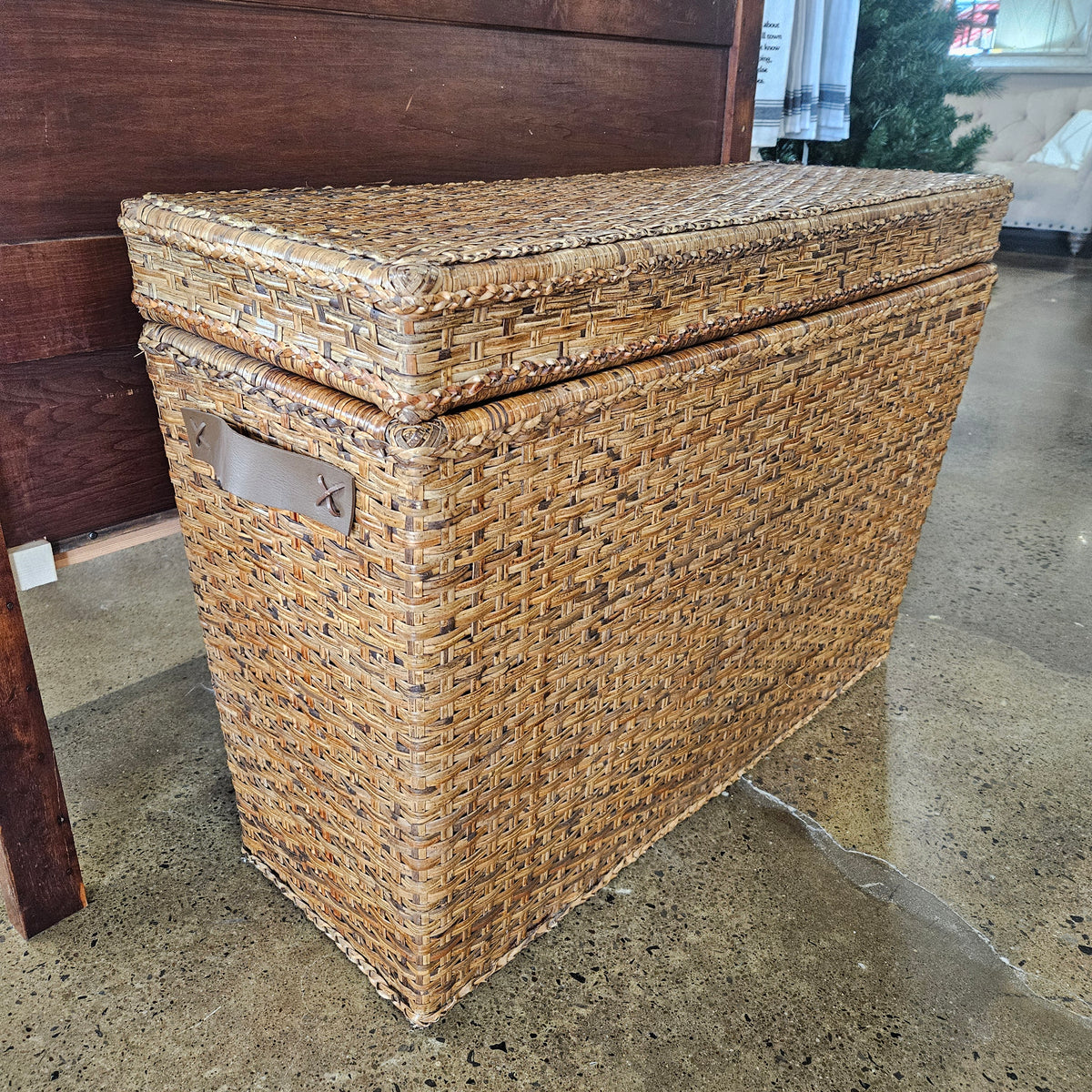 Wicker Blanket Chest